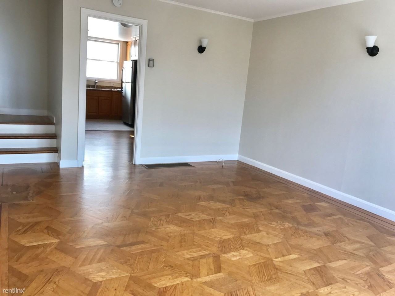 488 Campbell Ave - Photo 3 of 24