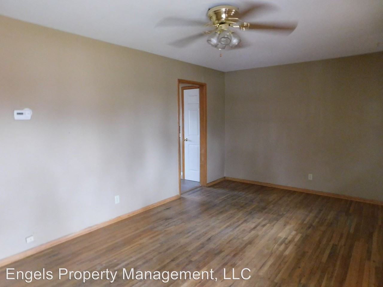 1712 Lawndale Ave - Photo 2 of 9