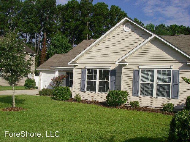 16 Wellington Dr - Photo 2 of 6