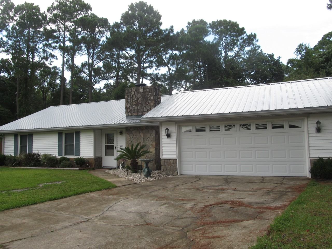 802 Loblolly Ct - Photo 3 of 30