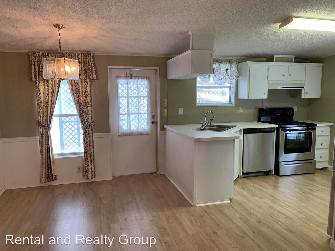 240 Nesbitt Park Ave - Photo 3 of 15