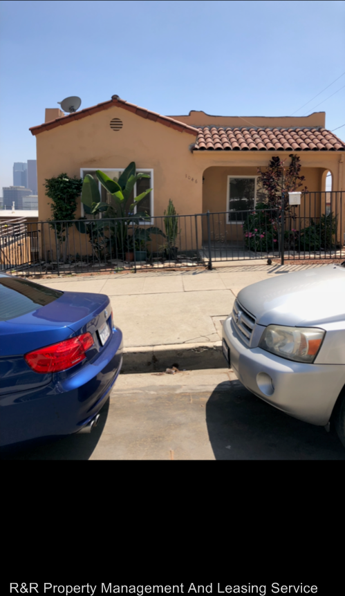 1046 Figueroa Terrace - Photo 3 of 19