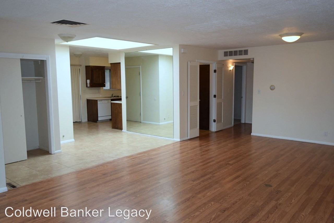 6008 Quemado Dr NE - Photo 3 of 14