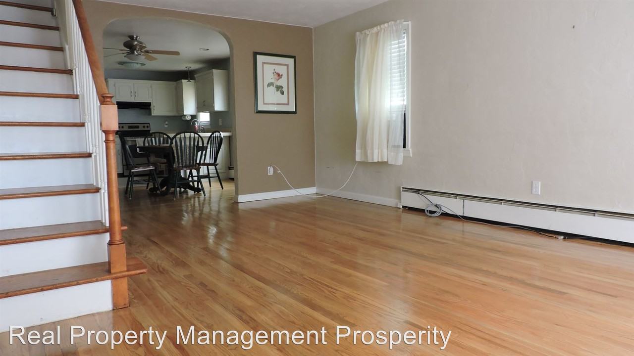 687 Mansion St - Photo 2 of 13