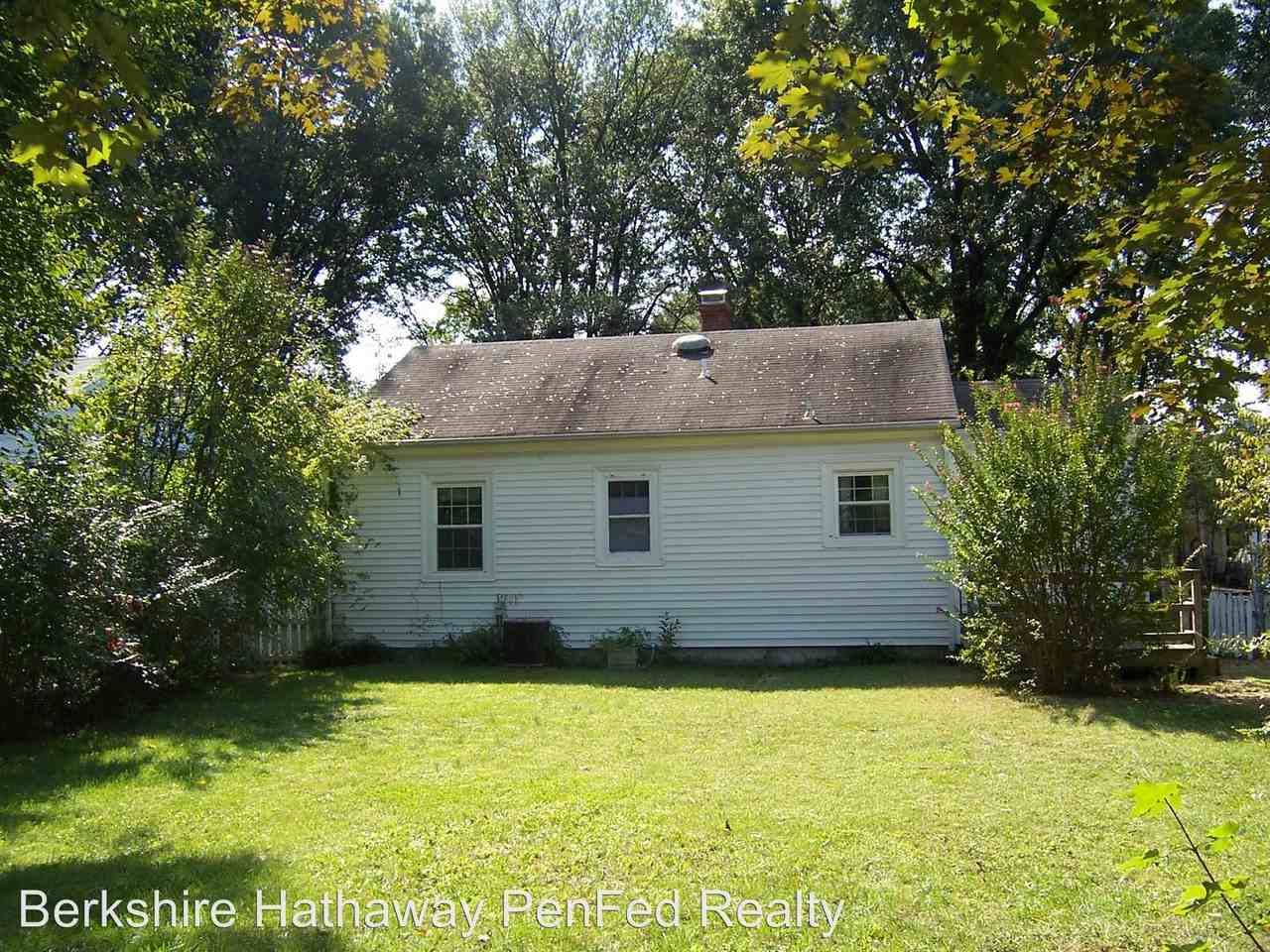 1916 Elmsmere Ave - Photo 2 of 4