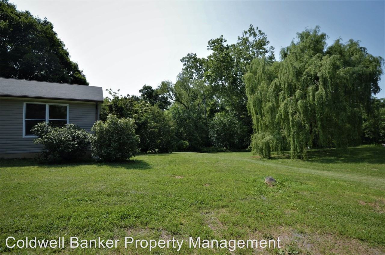 52 Thoroughbred Ln - Photo 2 of 44