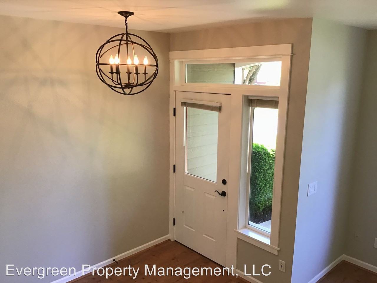 1416 NE Market Dr - Photo 3 of 22