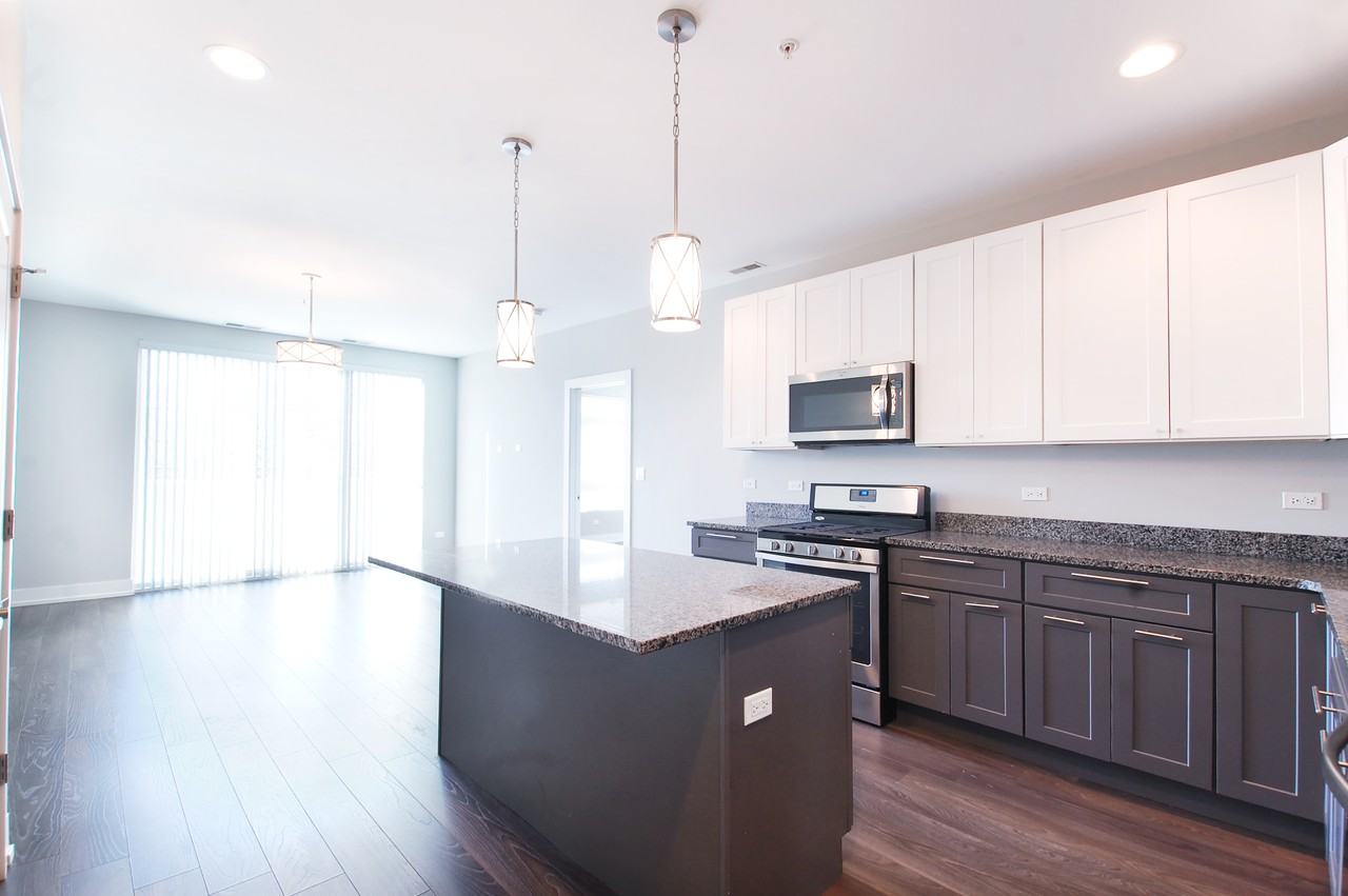 1202 Waukegan Rd, Glenview, IL - Photo 7 of 25