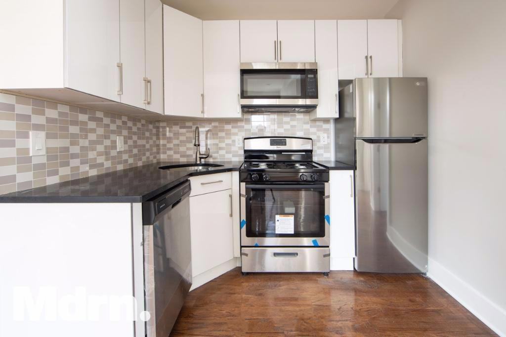2105 Atlantic Ave 1 - Photo 3 of 11