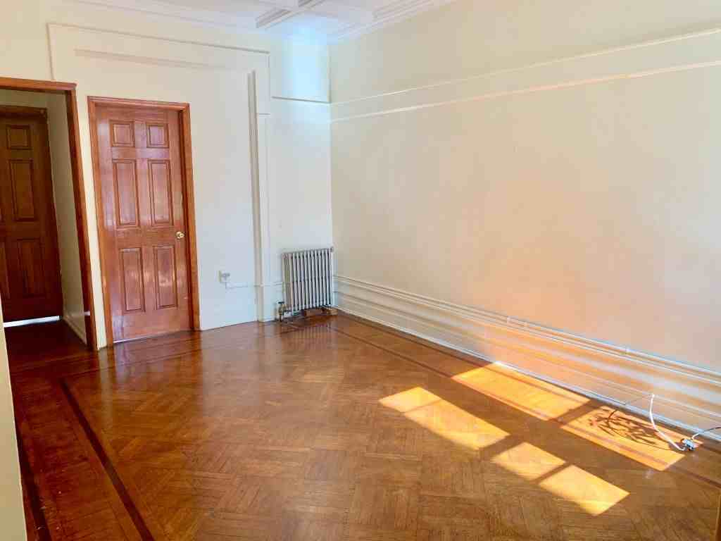 618 Marlborough Rd #4B - Photo 5 of 8