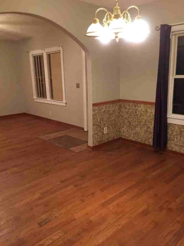 1238 Wauponsee St - Photo 2 of 16
