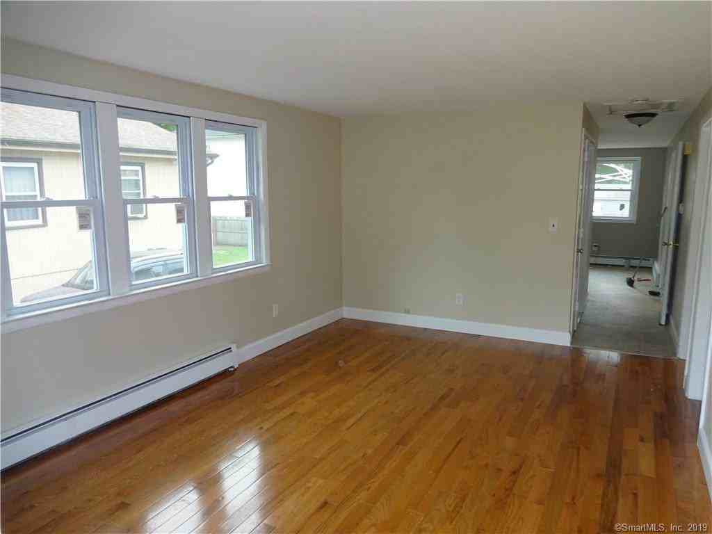 17 Atwood St - Photo 2 of 15