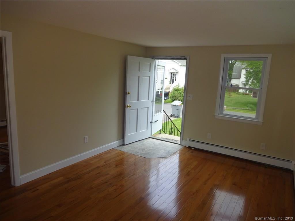 17 Atwood St - Photo 3 of 15