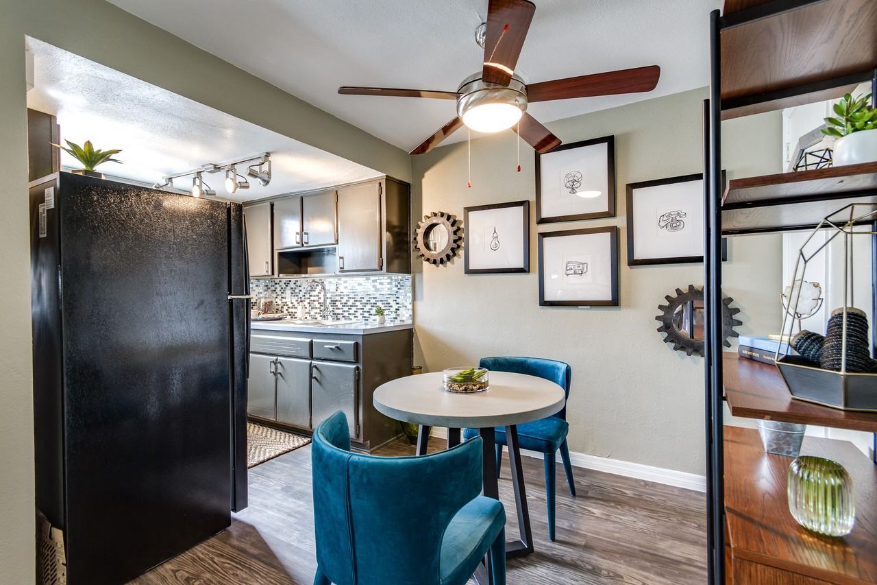 Stardust - Photo 2 of 8