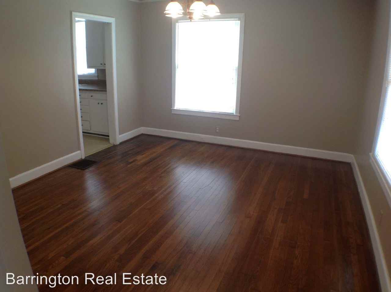 915 6th Street West - Photo 3 of 5