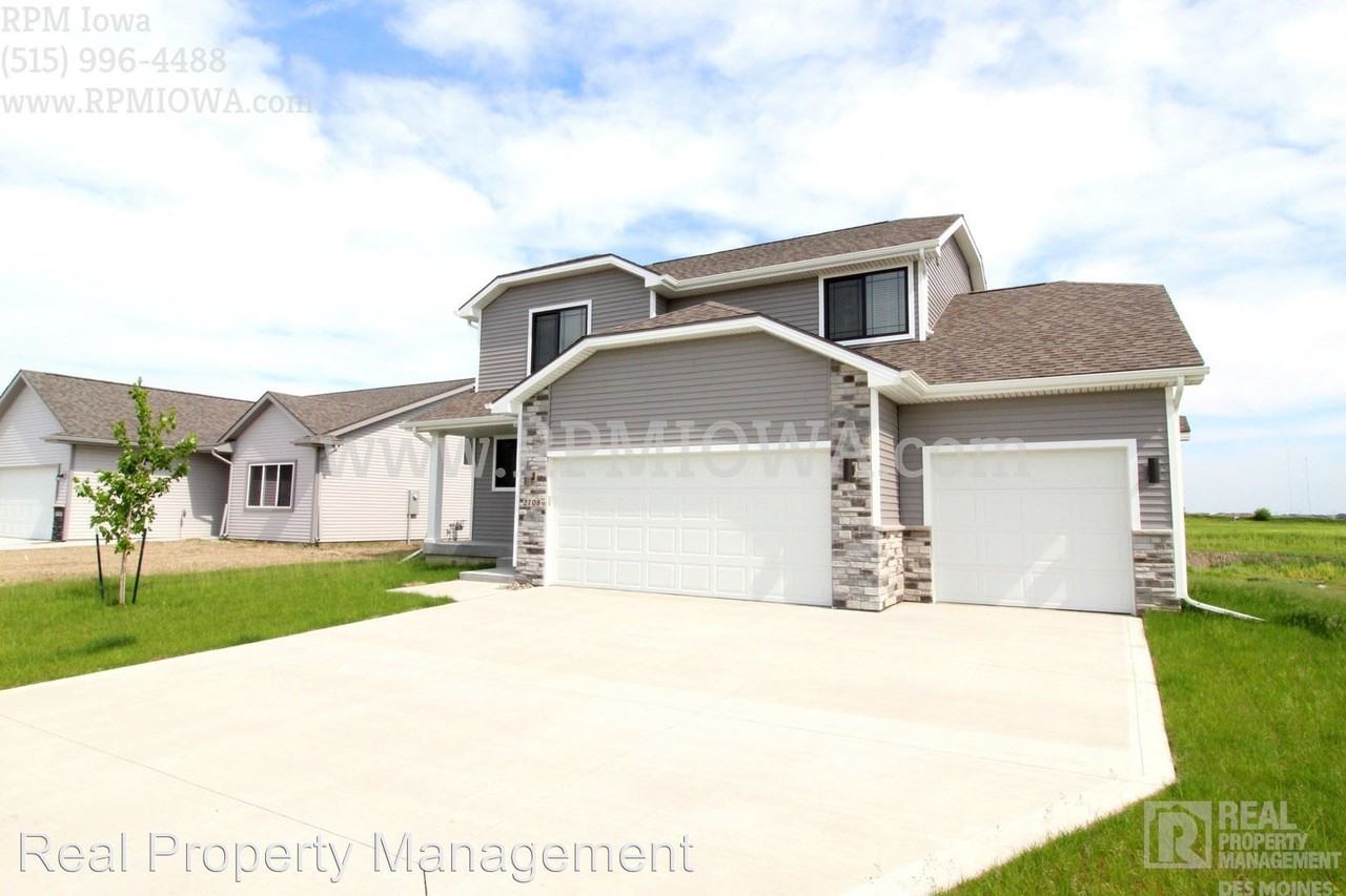 2708 NW 25th Street - Photo 2 of 27
