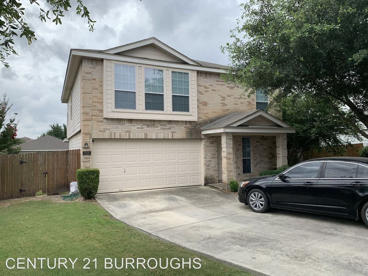 9506 Mustang Gate - Photo 2 of 21