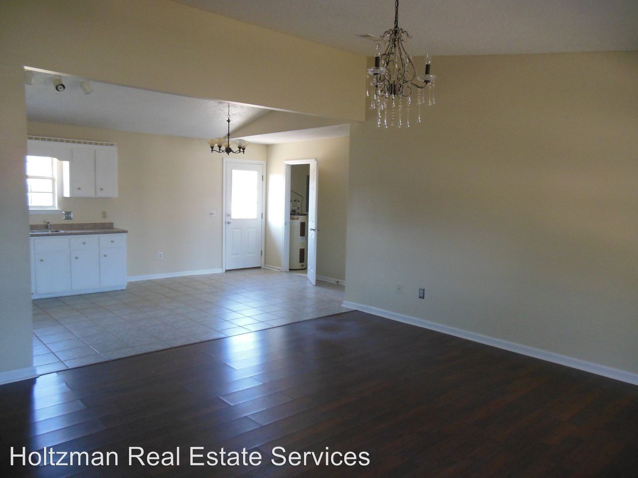 1450 Victory Dr - Photo 2 of 13