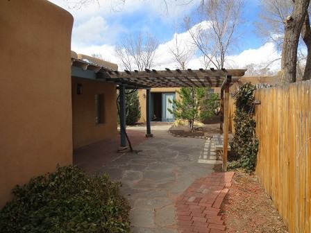 559 W San Francisco St - Photo 2 of 12