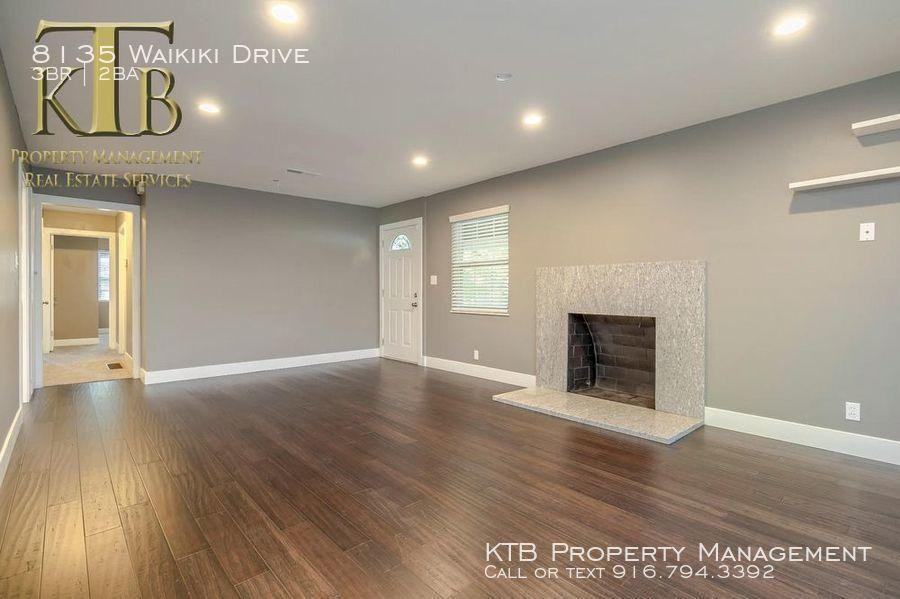 8135 Waikiki Dr - Photo 3 of 16