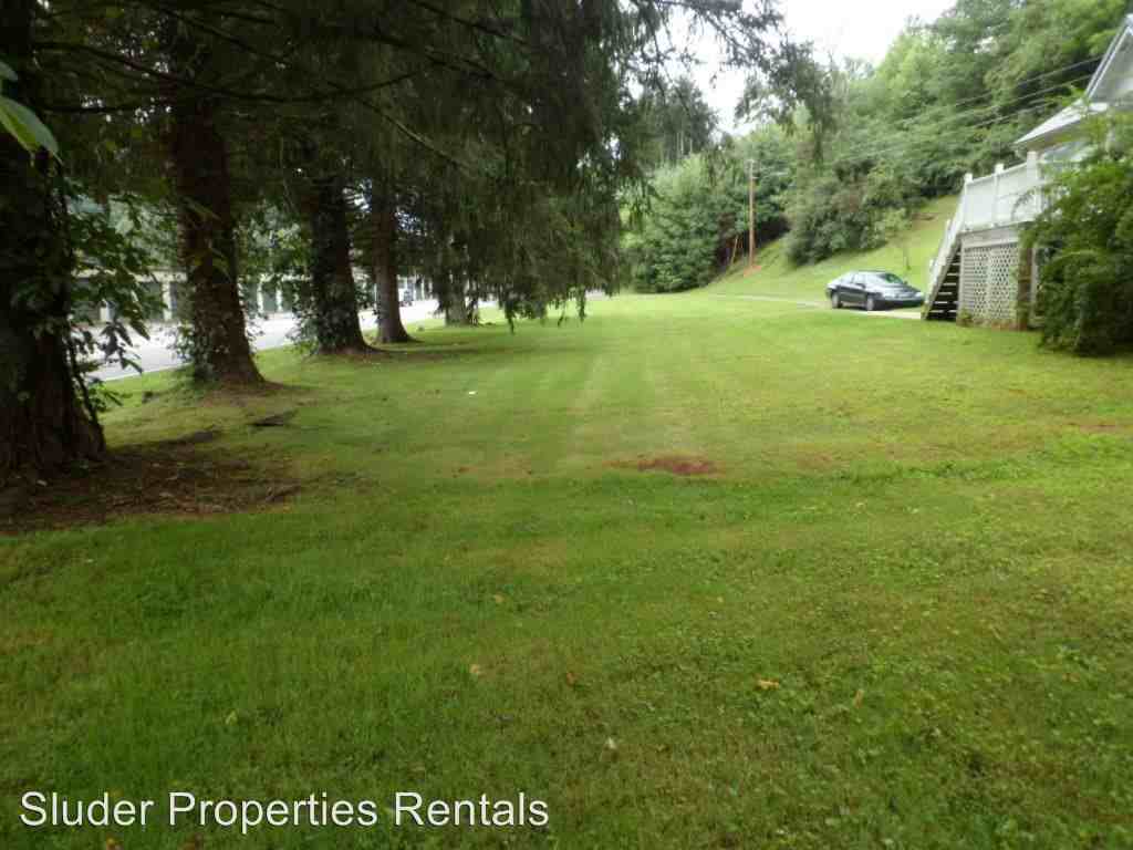 2295 Skyland Dr - Photo 3 of 11