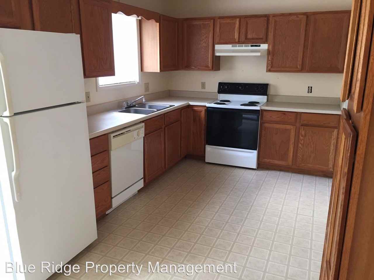 661 N Holston River Dr #1 - Photo 3 of 16