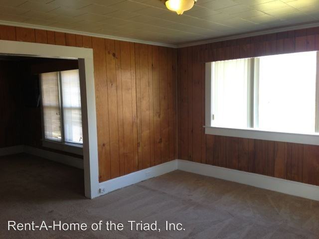 602 Gay Terrace - Photo 3 of 8