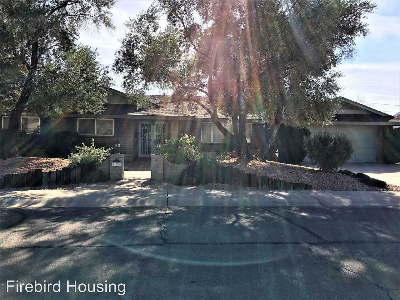 505 E Erie Dr - Photo 3 of 32