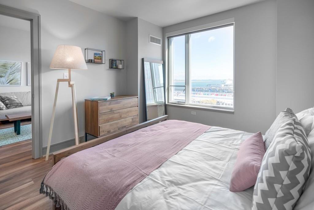 30 Seaport Blvd