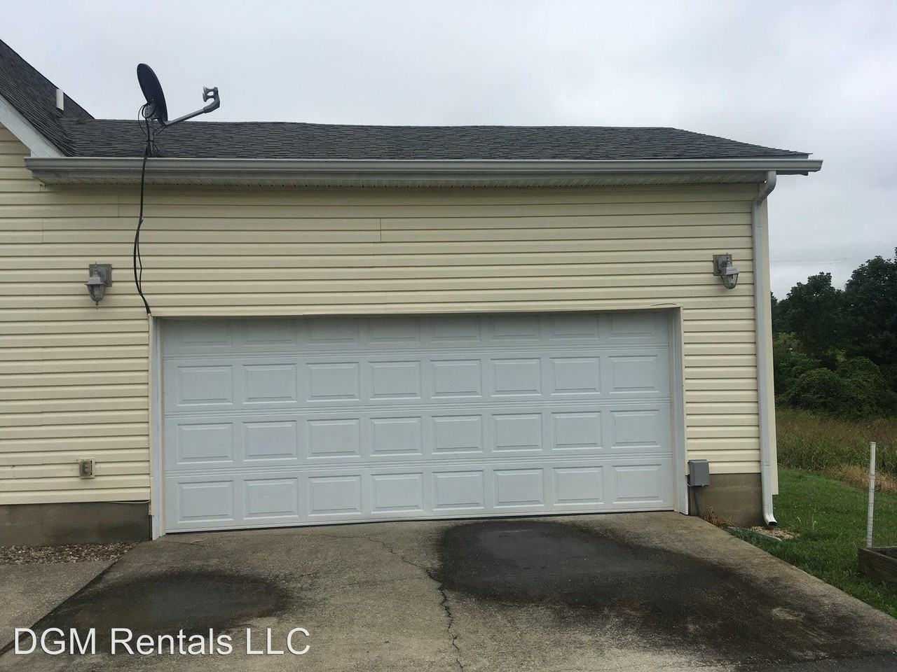 408 E Classic Village Ln - Photo 2 of 13