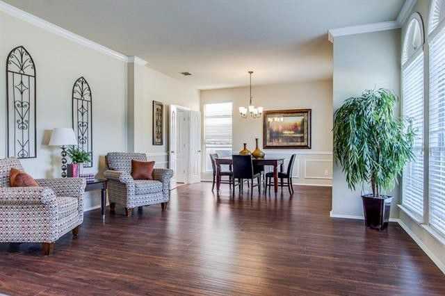 1433 Yosemite Dr - Photo 2 of 10