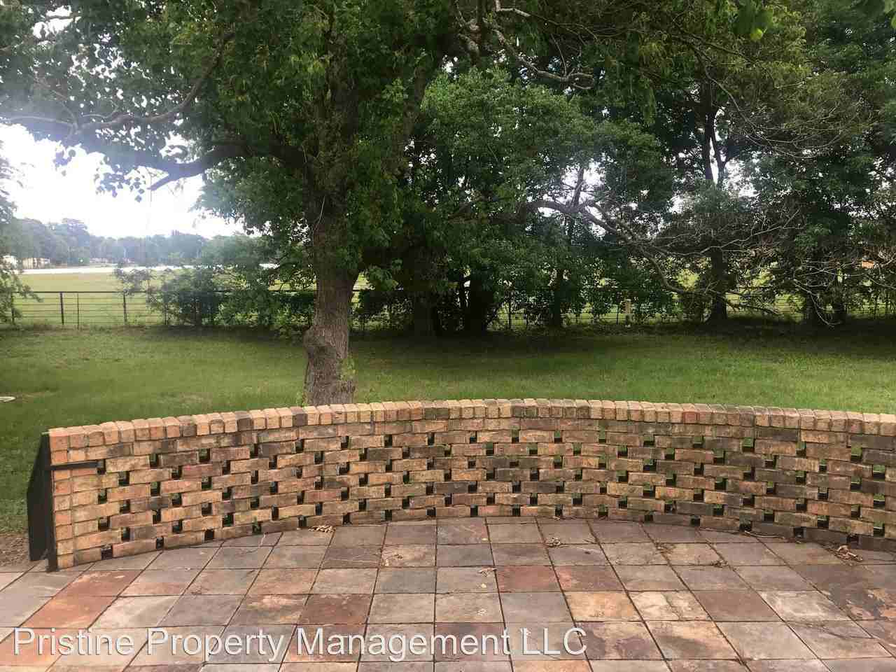 3054 Texas St - Photo 3 of 16