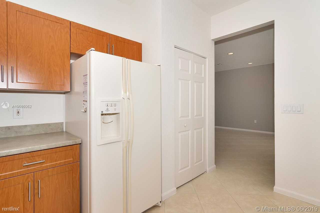 16398 SW 27th St - Photo 2 of 50