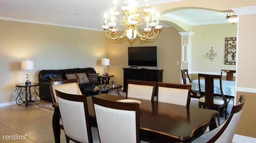 1915 Lavers Cir - Photo 3 of 18