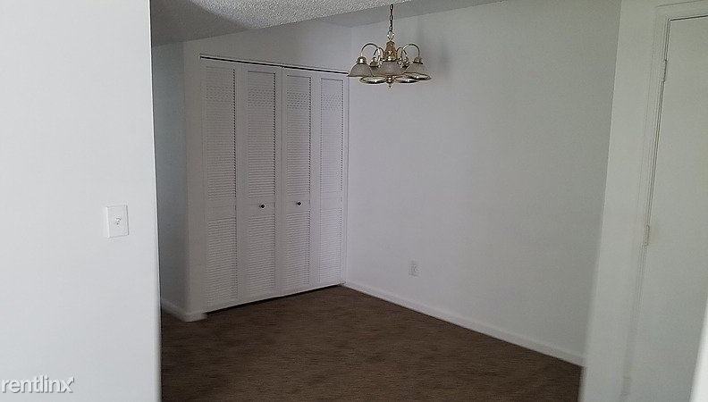 507 Mystic Drive - Photo 2 of 9