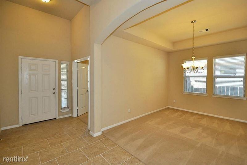 Garden Falls Dr - Photo 2 of 14