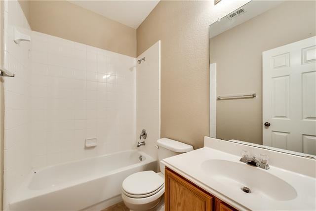 14601 Eaglemont Dr - Photo 2 of 20