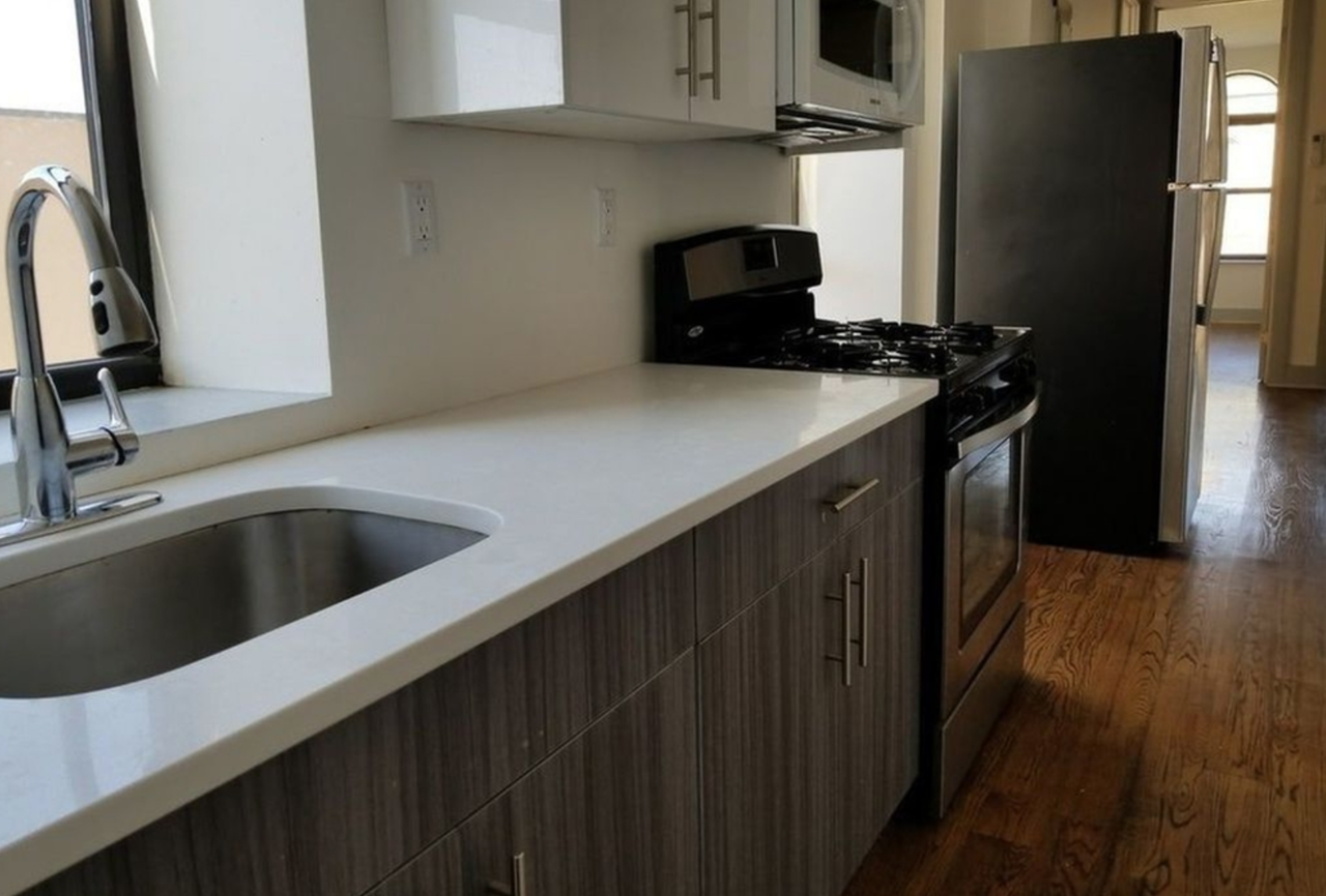 222 Varet St #9 - Photo 2 of 5