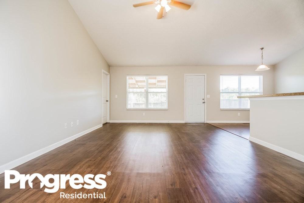 508 Welshcrest Ct - Photo 3 of 16