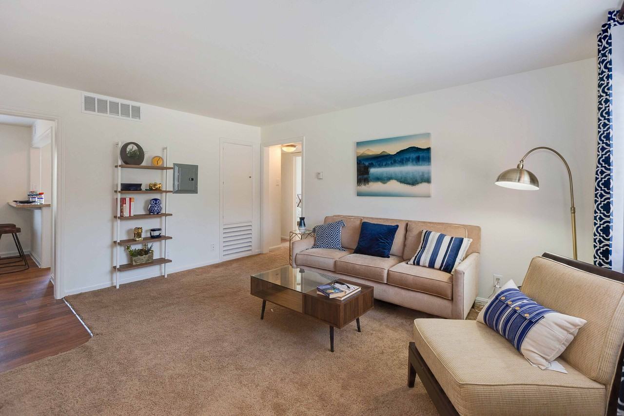 Alcove at Seahurst - Photo 2 of 24