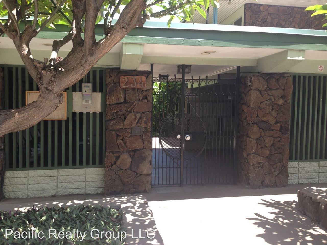 234 ʻŌhua Ave #215