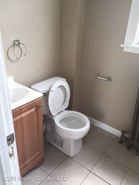 Irvington - Photo 2 of 5