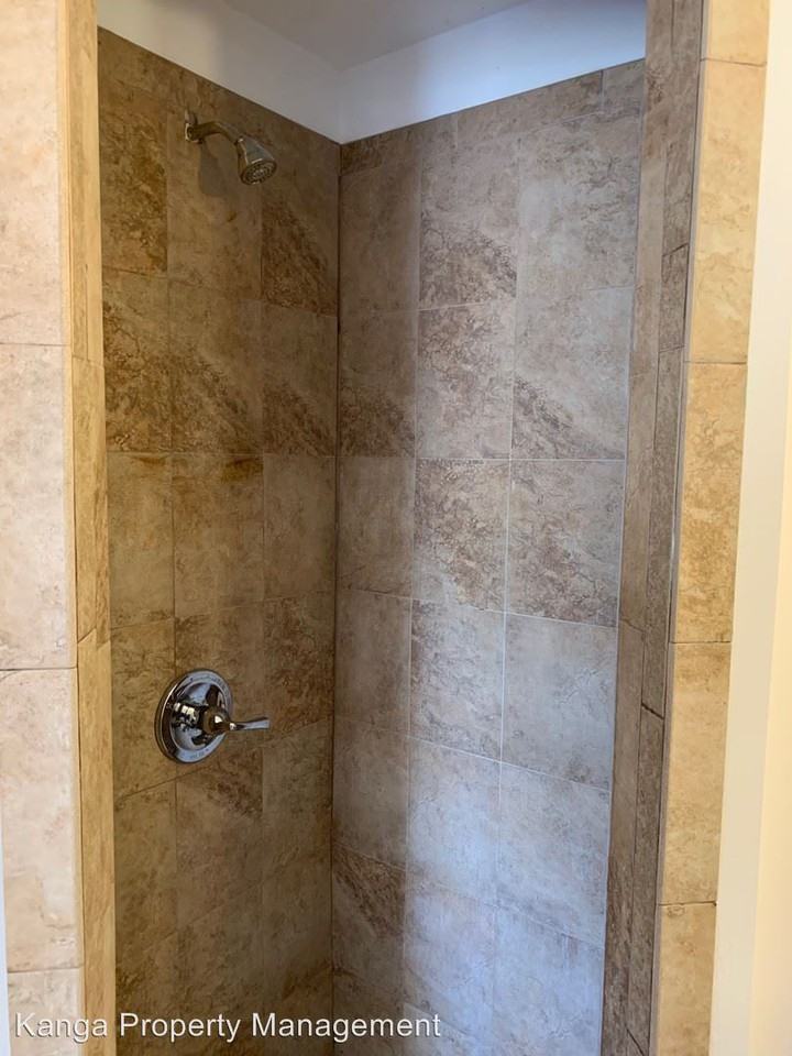 1340 W 33Rd St - Photo 2 of 5