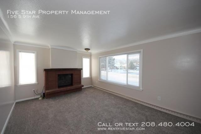 156 S 9th Ave - Photo 2 of 9