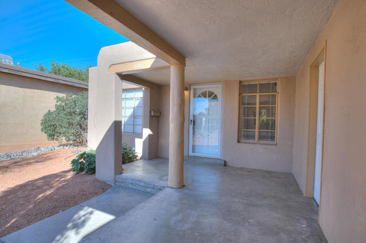 1106 Princeton Dr NE - Photo 3 of 5