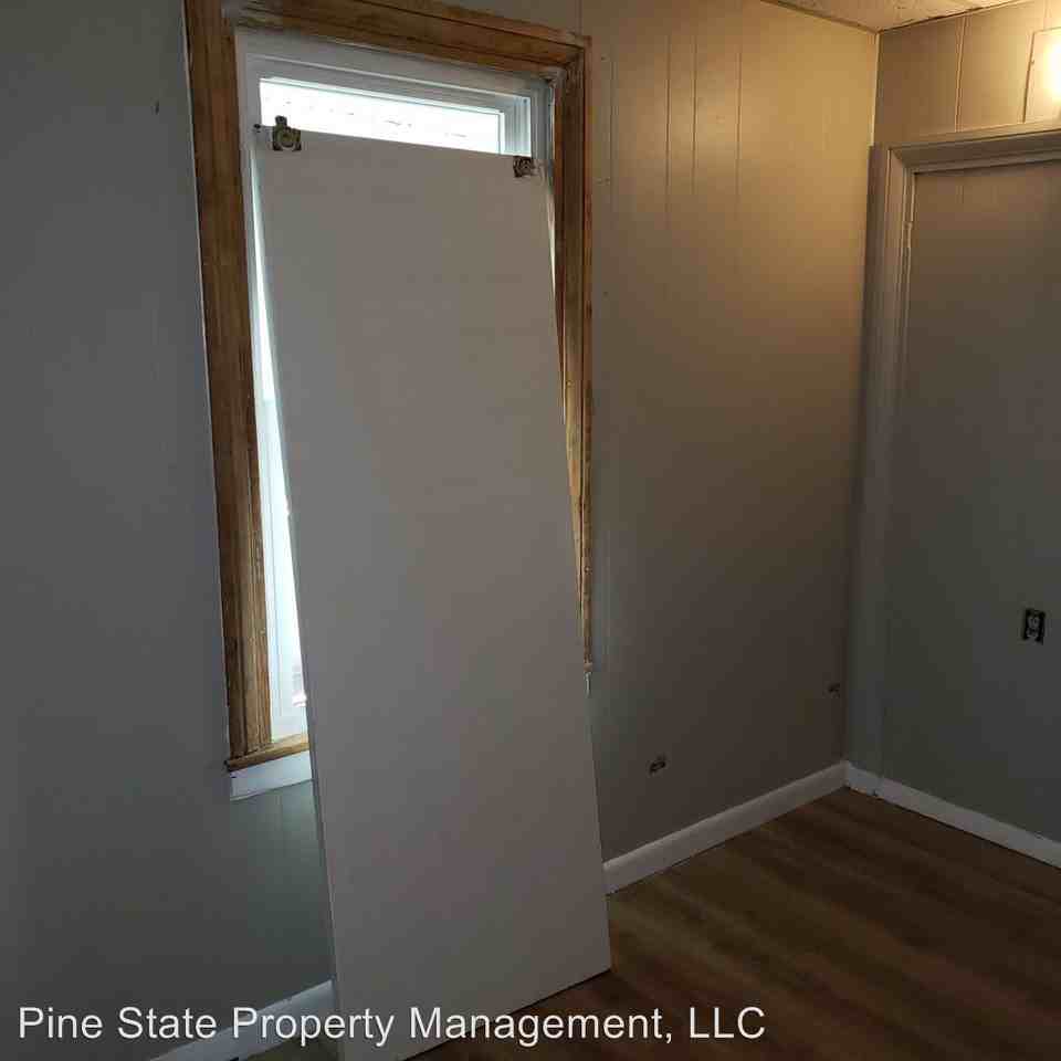 242 Essex Street - Photo 2 of 12
