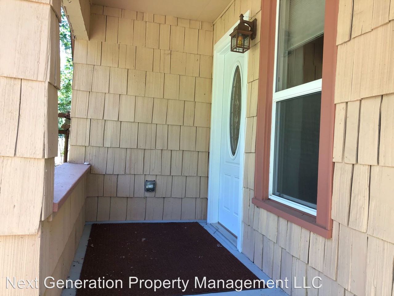 37554 Hills Creek Rd - Photo 3 of 50