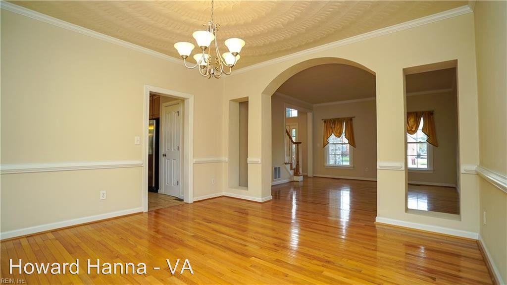 1612 Venetian Way - Photo 2 of 29