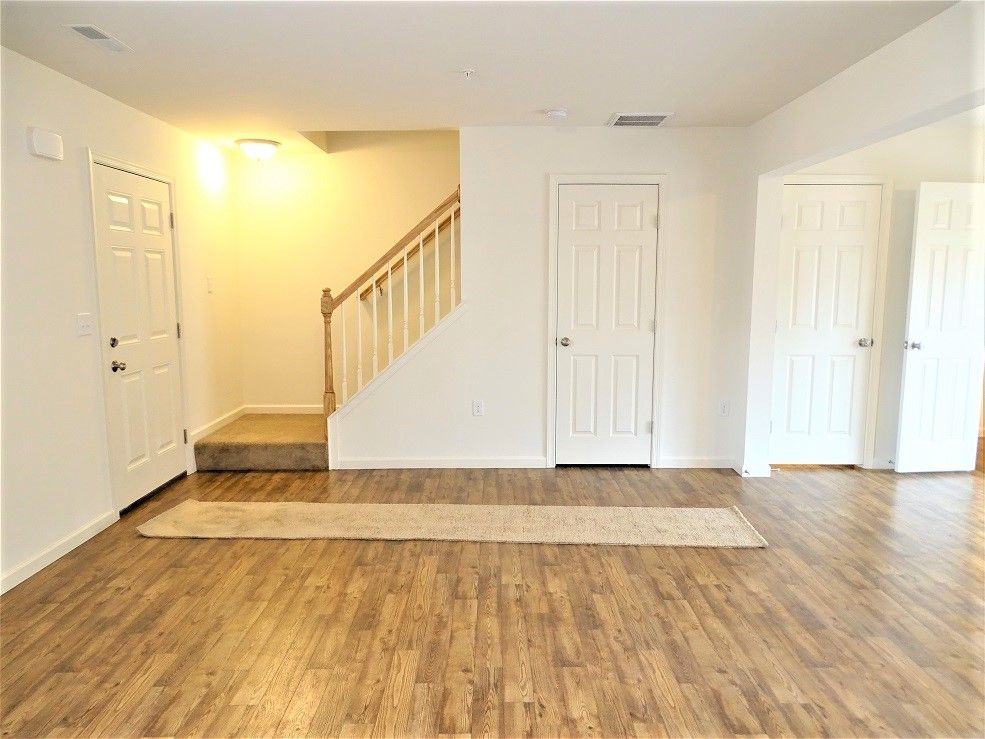 149 Cedarwood Dr - Photo 2 of 18