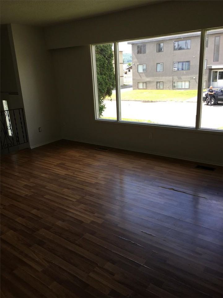 1876 Upland St - Photo 2 of 10